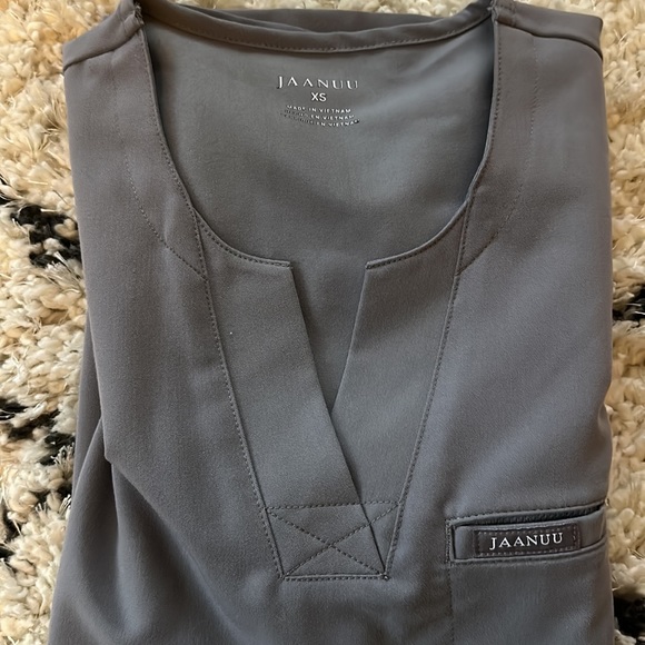 Jaanuu light gray XS scubs - Picture 4 of 7